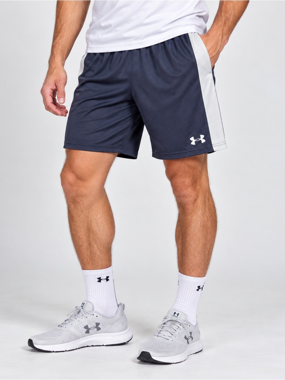 Under Armour Gym Workout Shorts Mens Large Threadborne Match Blue